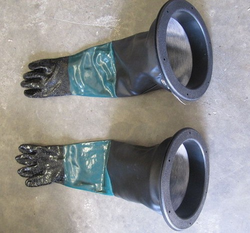 Gloves and round holders - 7",